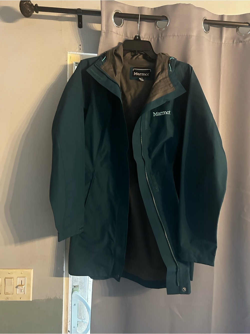 Marmot Deep Teal Waterproof Raincoat with Hood